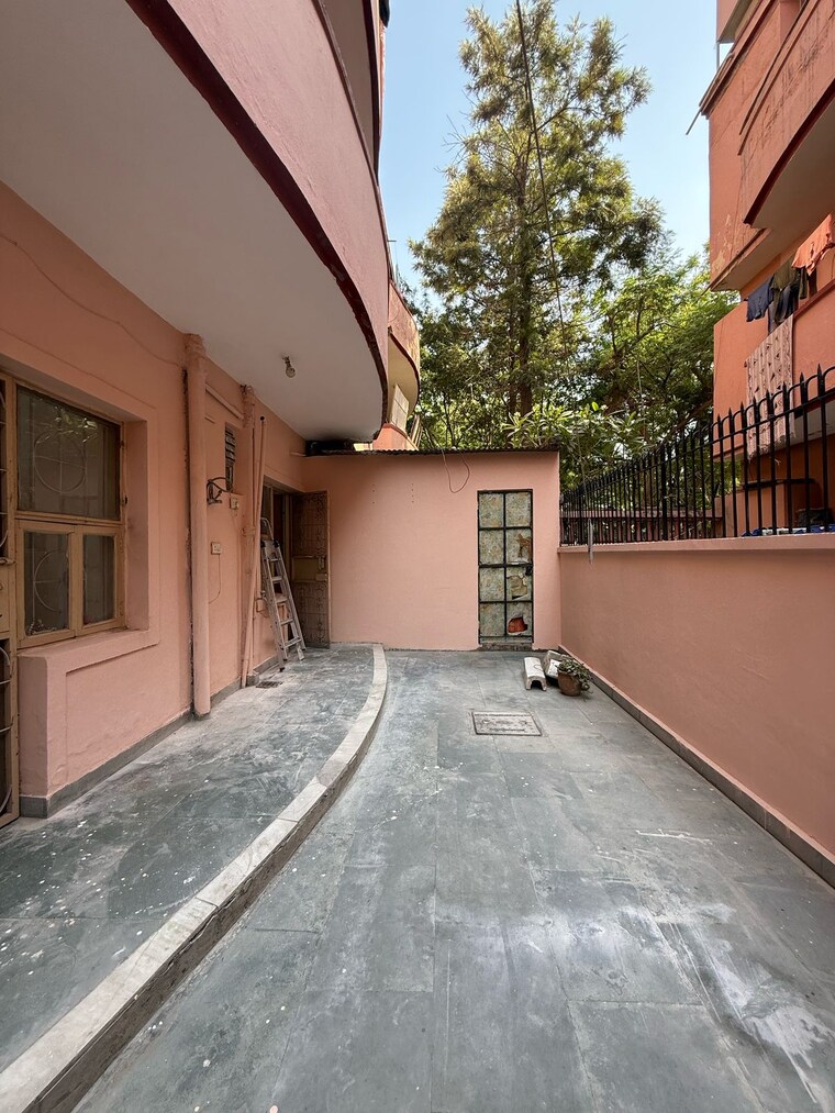 Room, ss-southend-floors 2 Bedroom 1000 Sq.Ft. Builder Floor In South City 2 Gurgaon 8560804