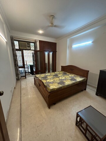 Bedroom in 3 BHK Builder Floor at South Extension ii – for Rent