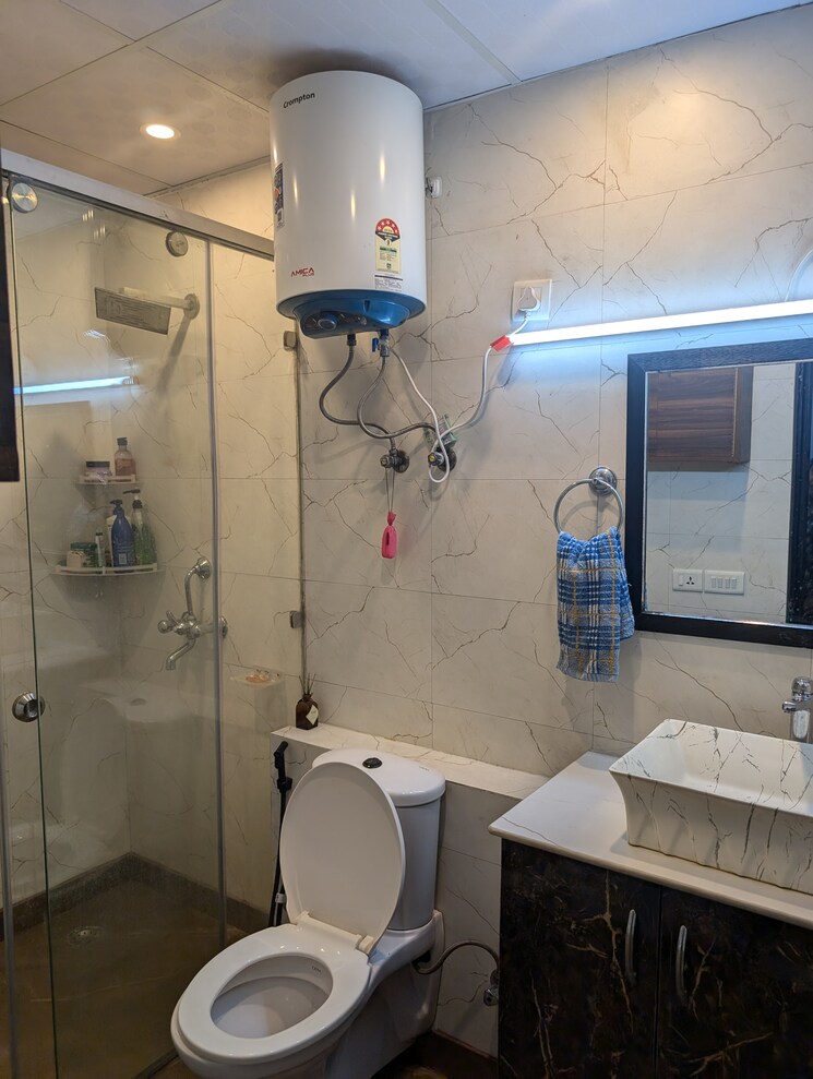 Master Bedroom, jaypee-wish-town-klassic 3 Bedroom 1565 Sq.Ft. Apartment In Sector 134 Noida 8560929