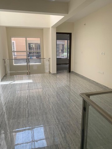 Room in 4 BHK Villa at Unishire Esplanade, Thanisandra Main Road – for Sale