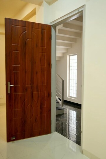 Furnished Amenities in 6 BHK Villa at Ansal Sushant Golf city, Sushant Golf City – for Rent