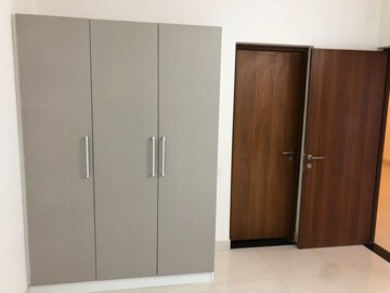 Room in 3 BHK Apartment at Brigade Cornerstone Utopia, Varthur – for Rent