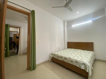 1 BHK Builder Floor For Rent in Sector 43