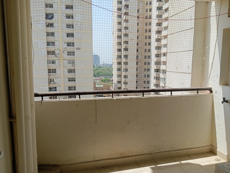 Bathroom, divine-meadows 3 Bedroom 1765 Sq.Ft. Apartment In Sector 108 Noida 8561145