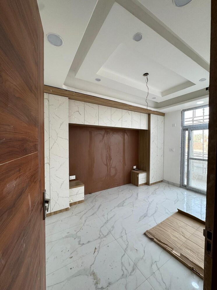 Kitchen, sector 73 4 Bedroom 1850 Sq.Ft. Apartment In Sector 73 Noida 8561213