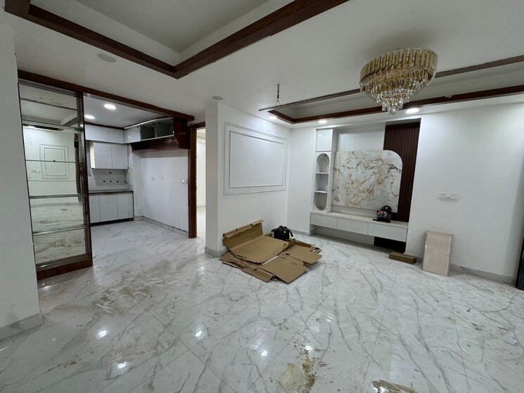 Room, sector 73 4 Bedroom 1850 Sq.Ft. Apartment In Sector 73 Noida 8561213