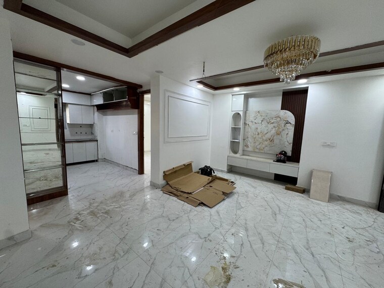 Room, sector 73 4 Bedroom 1850 Sq.Ft. Apartment In Sector 73 Noida 8561213
