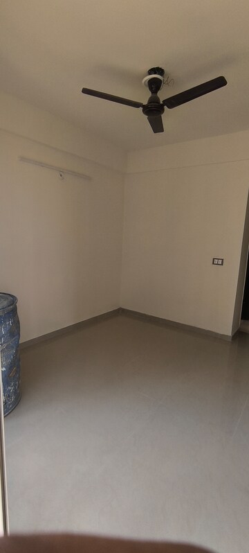 Room in 3 BHK Apartment at ROF Aalayas Phase 2, Sector 102 – for Rent