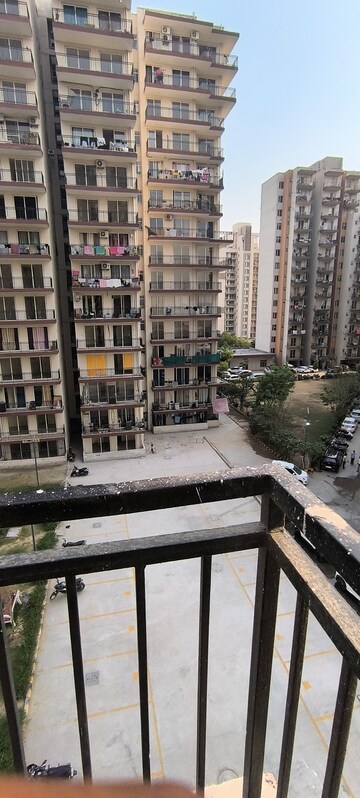 3 BHK Apartment For Rent in ROF Aalayas Phase 2, Sector 102