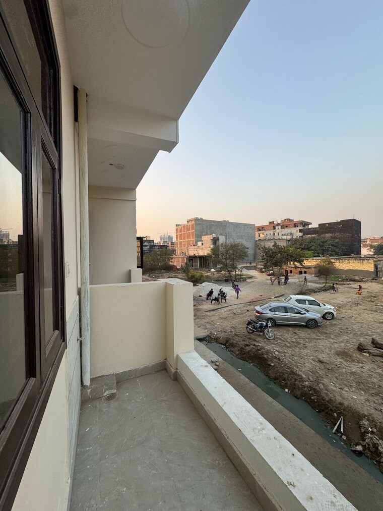 Balcony, sector 82 2 Bedroom 1050 Sq.Ft. Apartment In Sector 82 Noida 8561255