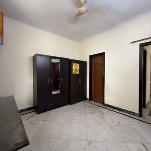 Room in 3 BHK Builder Floor at Uppal Southend, Sector 49 – for Sale