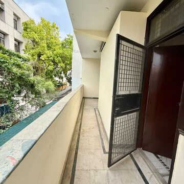 Balcony in 3 BHK Builder Floor at Uppal Southend, Sector 49 – for Sale