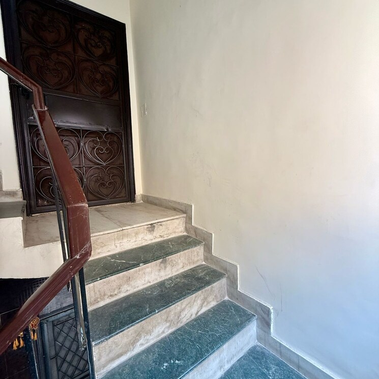 undefined, uppal-southend 3 Bedroom 311 Sq.Yd. Builder Floor In Sector 49 Gurgaon 8561312