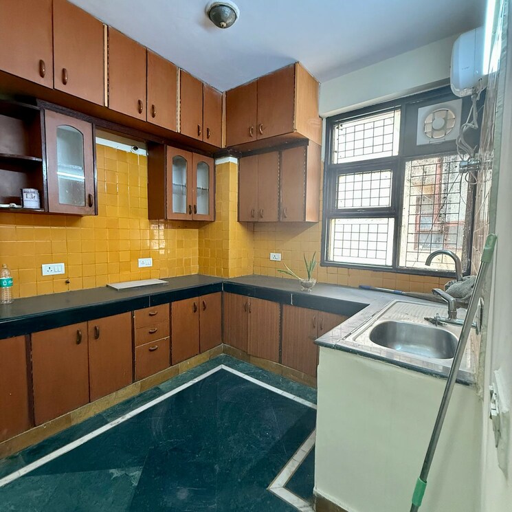 Kitchen, uppal-southend 3 Bedroom 311 Sq.Yd. Builder Floor In Sector 49 Gurgaon 8561312