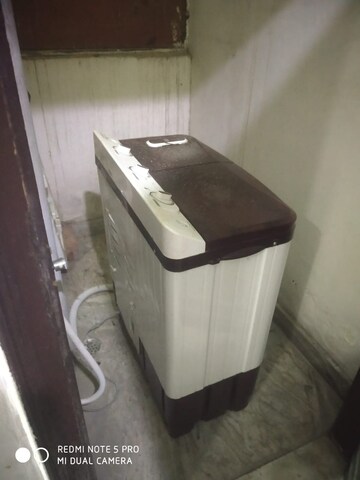 Team Area in 1 BHK Builder Floor at Niti Khand I – for Rent