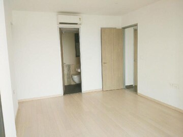 2 BHK Apartment For Rent in Lodha New Cuffe Parade, Wadala