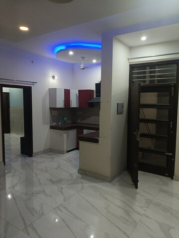 Room in 2 BHK Builder Floor at Dhakoli Village – for Rent