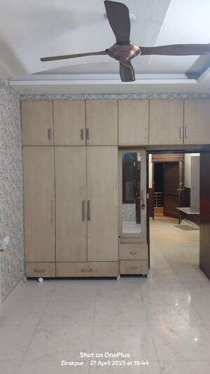 Room in 2.5 BHK Apartment at Peer Mucchalla – for Sale