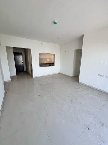 Room in 2 BHK Apartment at Kumar Palmspring Towers, Undri – for Rent