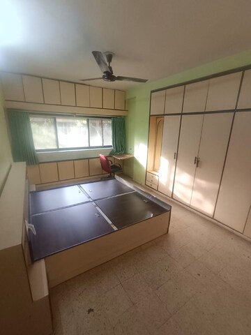 Room in 2 BHK Apartment at Bodakdev – for Rent