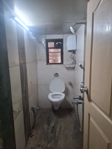 Bathroom in 1.5 BHK Apartment at Vrindavan Society Thane West, Vrindavan Society – for Rent