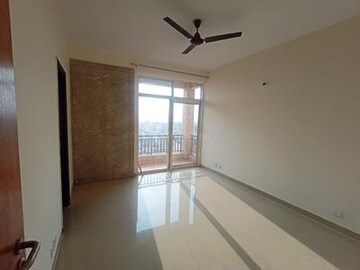 3 BHK Apartment For Sale in Paras Tierea, Sector 137