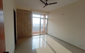 3 BHK Apartment For Sale in Paras Tierea, Sector 137
