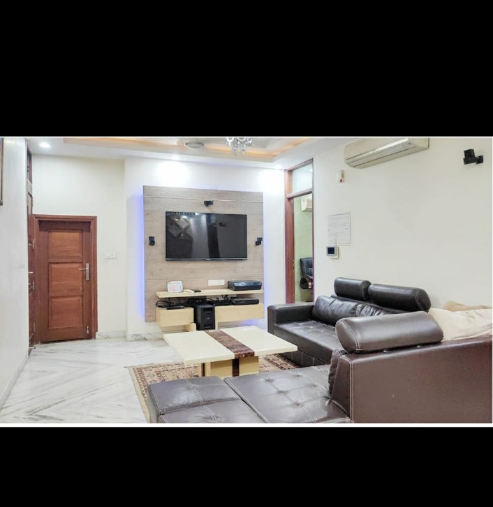 3 BHK 2200 Sq.Ft. Builder Floor in Milan CGHS