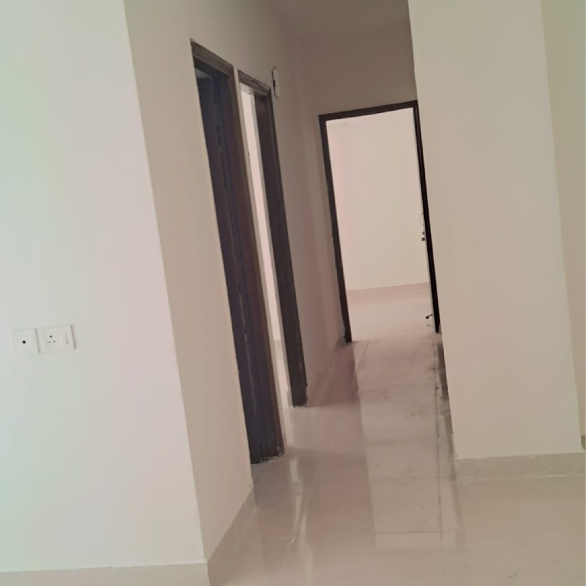 2.5 BHK + Study Room Apartment For Rent in Signature Global Proxima Phase 2
