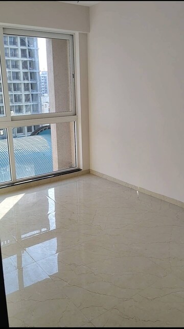 Room in 2 BHK Apartment at Satyam Imperia Phase 2, Taloja – for Rent