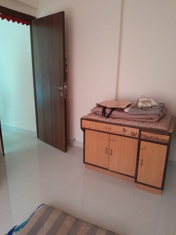 2 BHK Apartment For Rent in Parshvashreyas Chs, Borivali East