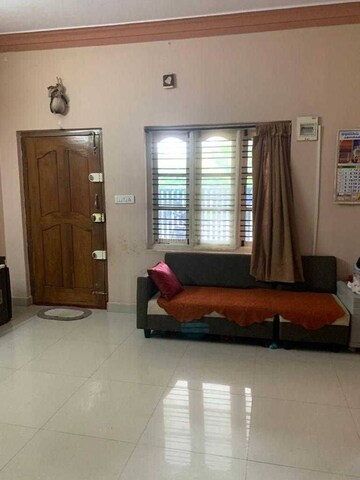 Living Room in 2 BHK Independent House at Yelahanka New Town – for Rent