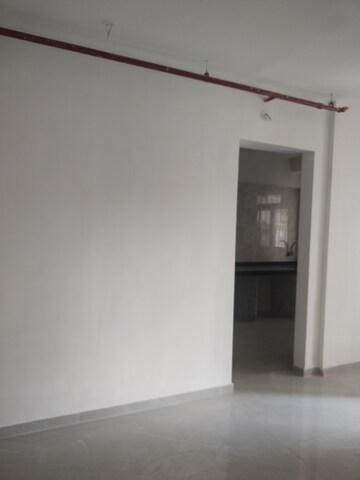 Room in 1 BHK Apartment at Vardhman CHS Ghatkopar, Ghatkopar East – for Rent
