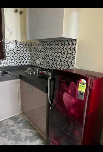 Kitchen in 2 BHK Builder Floor at SAS Tower, Sector 38 – for Rent