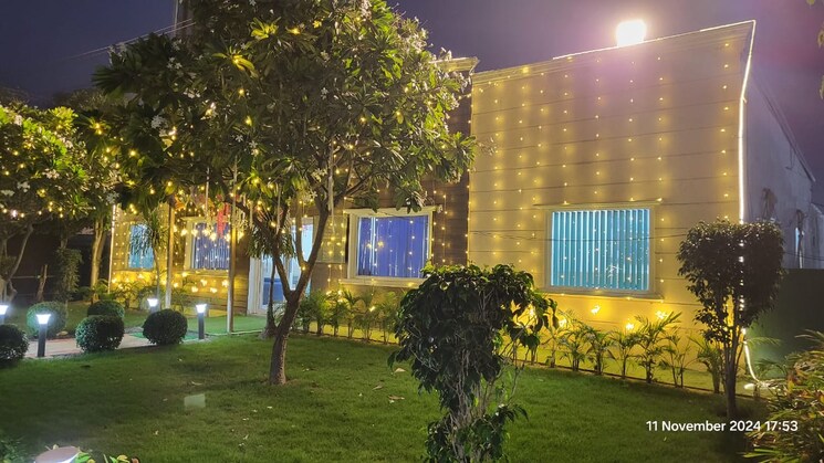 Garden, omicron iii greater noida  60 Sq.Mt. Plot In Omicron Iii Greater Noida Greater Noida 8561665