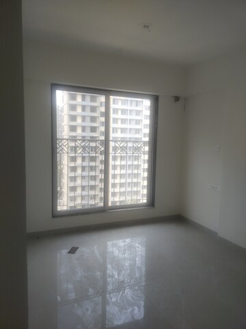 Room in 1 BHK Apartment at Nehru Nagar Sharada CHS, Kurla East – for Rent