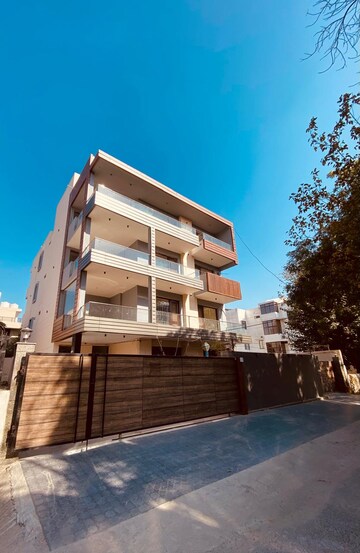 4 BHK Builder Floor For Sale in Sector 21a