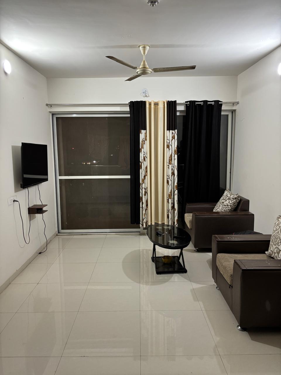 3 BHK 1300 Sq.Ft. Apartment in Mantra Monarch