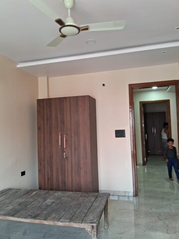 Room in  Pg at Gomti Nagar – for Rent