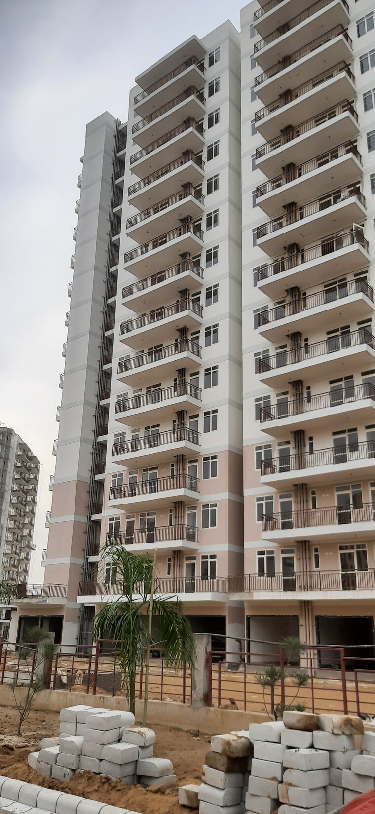 Exterior View, suncity-avenue-76 2 Bedroom 735 Sq.Ft. Apartment In Sector 76 Gurgaon 8561809