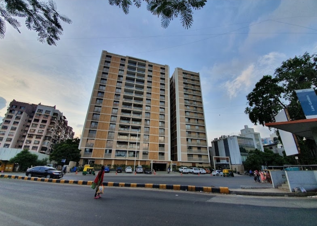 4 BHK + Pooja Room Apartment For Sale in Advance Le Jardin