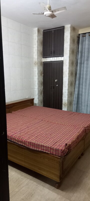 1 RK Independent House For Rent in Lajpat Nagar
