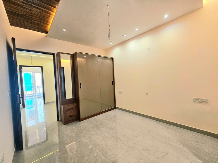 Room, sector 20 3 Bedroom 128 Sq.Yd. Builder Floor In Sector 20 Panchkula 8561862