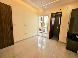 Room in 3 BHK Builder Floor at Sector 20 – for Sale