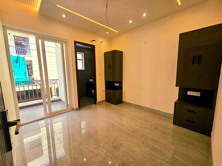 Room, sector 20 3 Bedroom 128 Sq.Yd. Builder Floor In Sector 20 Panchkula 8561862