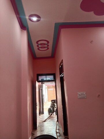 Furnished Amenities in 2 BHK Builder Floor at Aliganj – for Rent