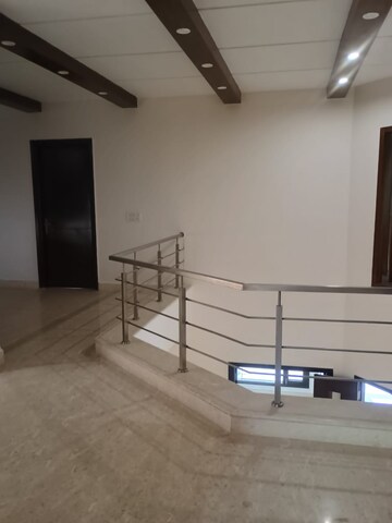 Staircase in 5 BHK Penthouse at Unitech The World Spa, Sector 30 – for Rent