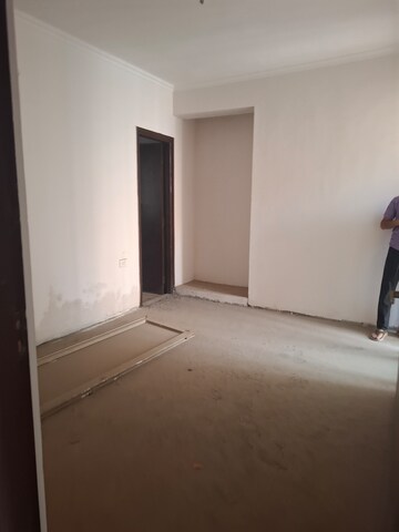Furnished Amenities in 2 BHK Apartment at Amrapali Leisure Park, Amrapali Leisure Valley – for Rent