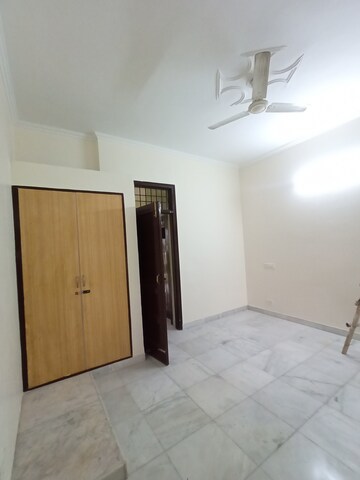 Room in 2 BHK Independent House at Sector 15 – for Rent