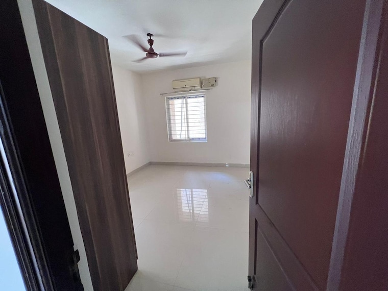Bathroom, aditya-imperial-heights 3 Bedroom 2000 Sq.Ft. Apartment In Hafeezpet Hyderabad 8561938